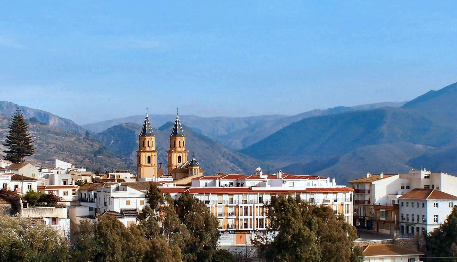 6 soveværelse Lejlighed til salg i Orgiva - € 235.000 (Ref: 8834621)