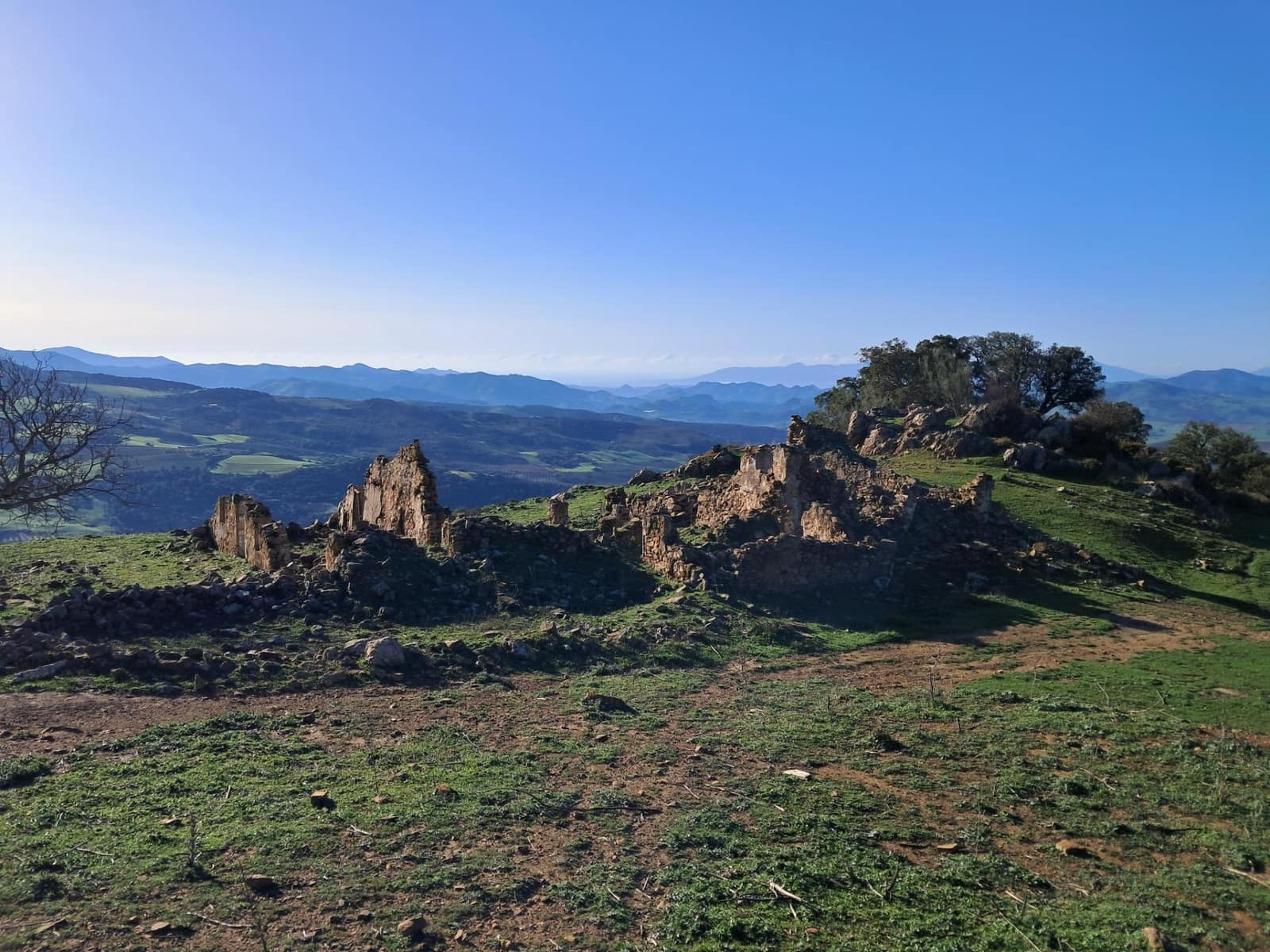 Grunde uden byggetilladelser til salg i Villanueva de la Concepcion - € 230.000 (Ref: 8851637)