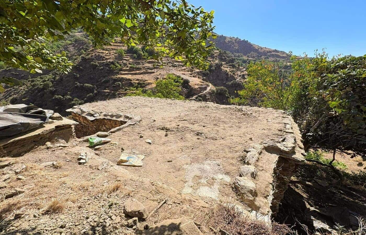 2 soveværelse Finca/Landehus til salg i Capileira - € 39.000 (Ref: 8880089)