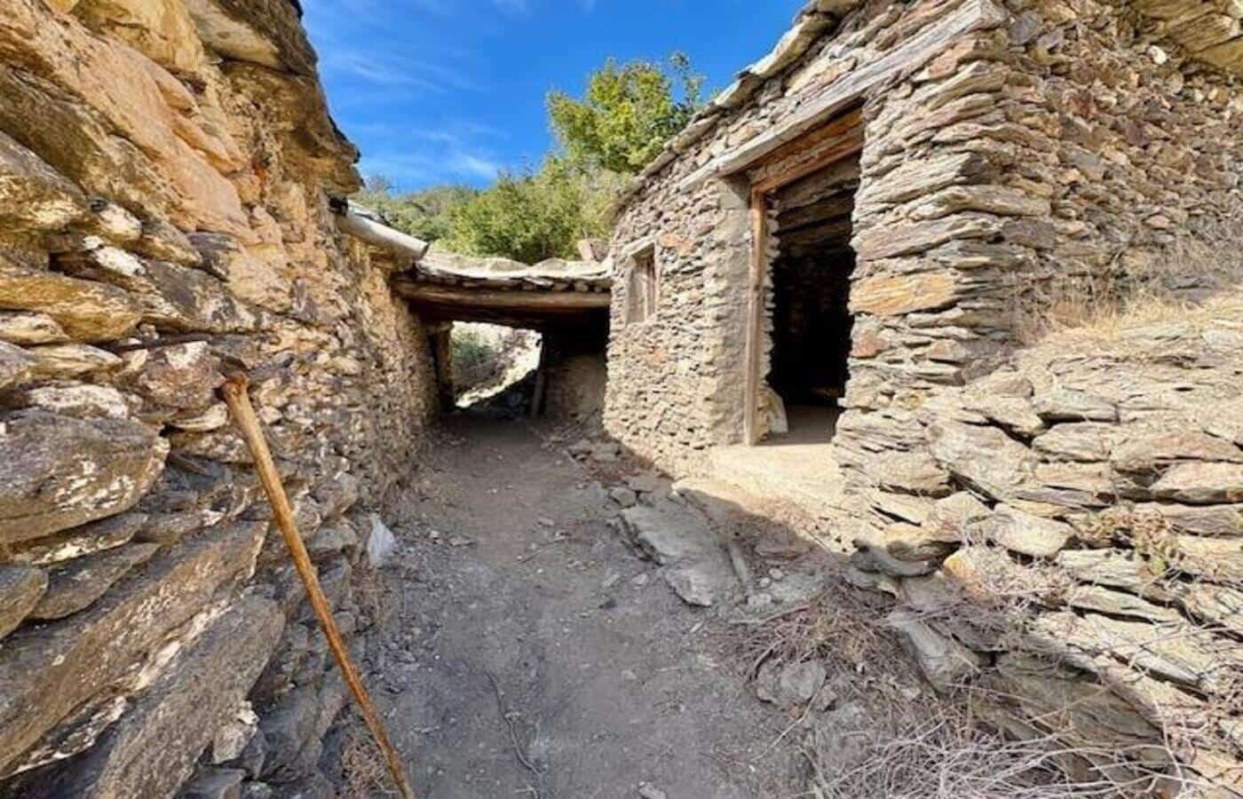 2 soveværelse Finca/Landehus til salg i Capileira - € 39.000 (Ref: 8880089)