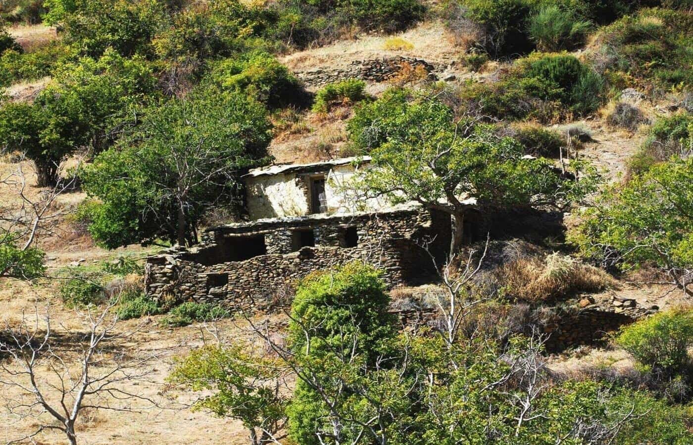 2 soveværelse Finca/Landehus til salg i Capileira - € 39.000 (Ref: 8880089)