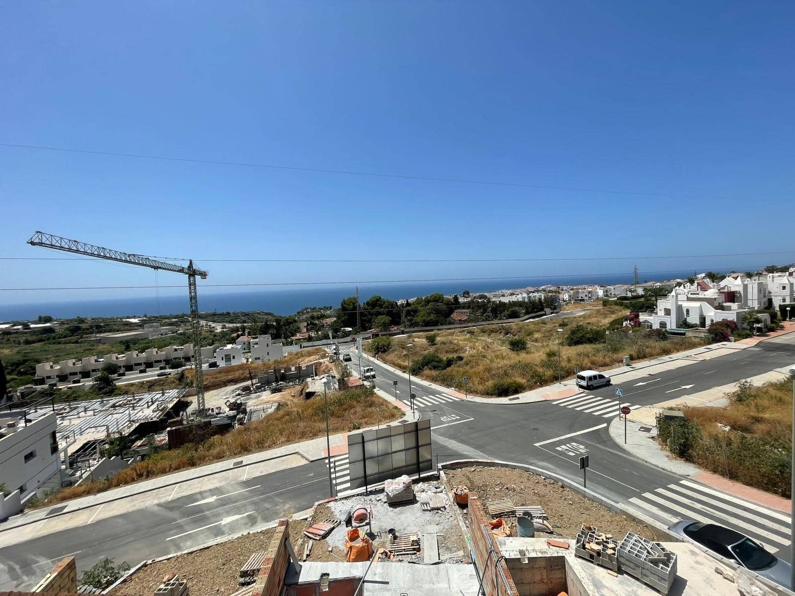 3 soveværelse Rækkehus til salg i Nerja med swimmingpool - € 550.000 (Ref: 8913068)