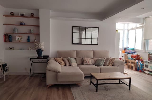 2 slaapkamer Flat te koop in La Malagueta, Málaga stad - € 800.000 (Ref: 8918088)