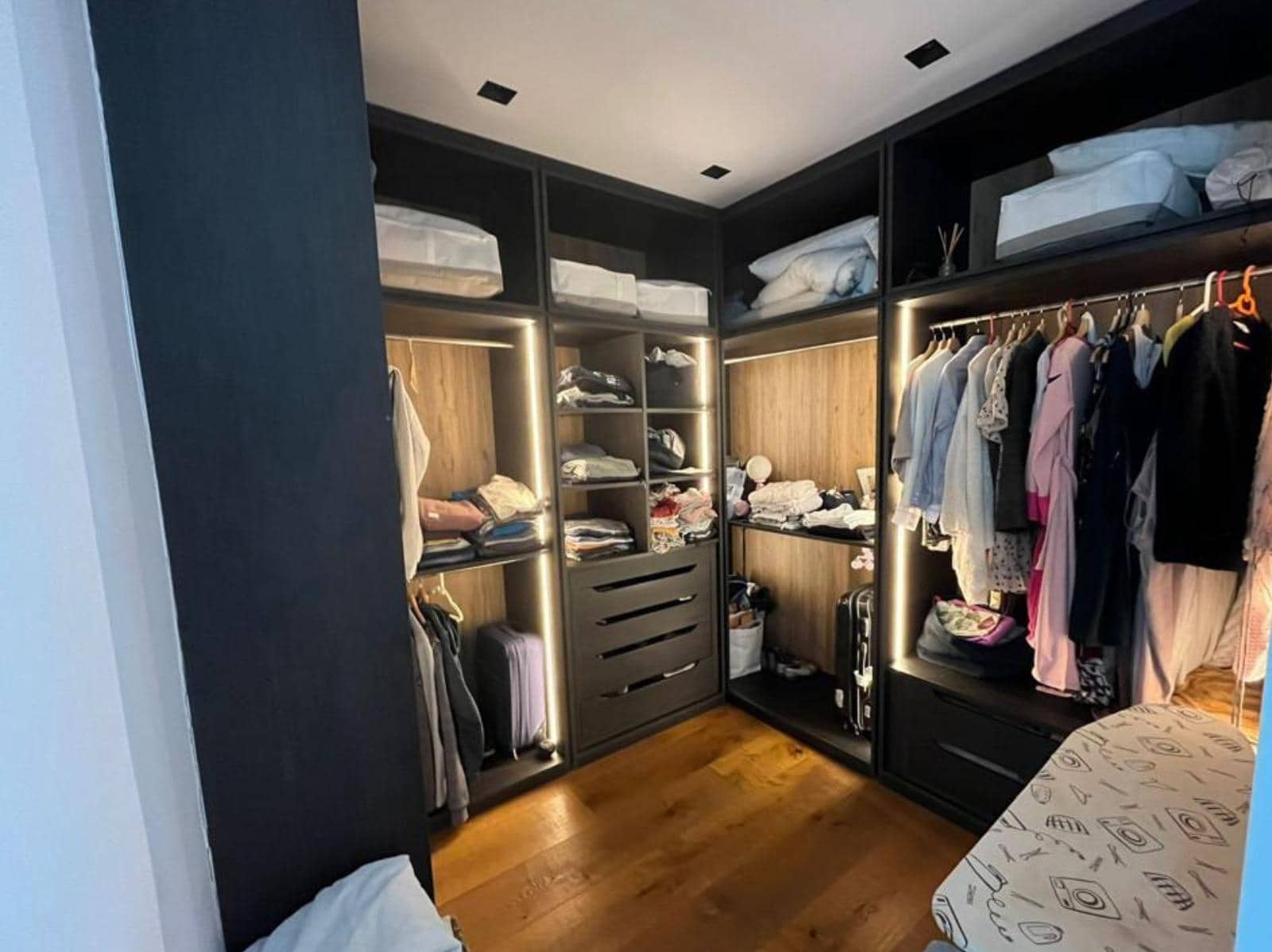 5 bedroom Villa for sale in Mijas with pool garage - € 1,600,000 (Ref: 8954411)