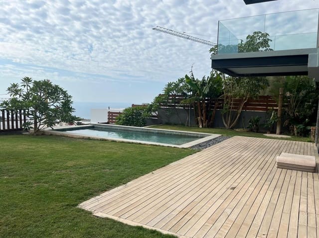 Chalet de 5 habitaciones en Mijas en venta con piscina garaje - 1.600.000 € (Ref: 8954411)