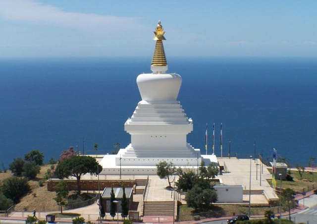 3 bedroom Villa for sale in Benalmádena with garage - € 1,878,000 (Ref: 8954413)