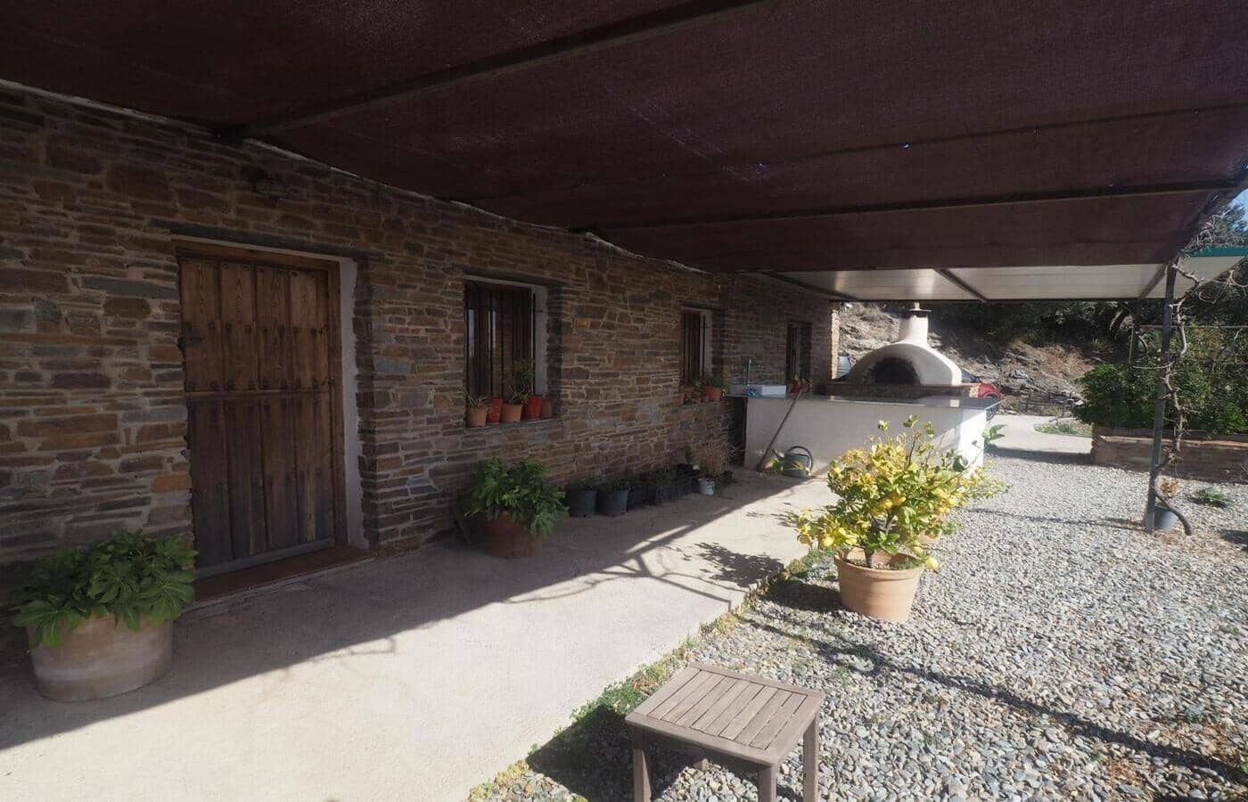 7 sypialnia Finka/Dom wiejski na sprzedaż w Portugos z basenem - 575 000 € (Ref: 8972812)