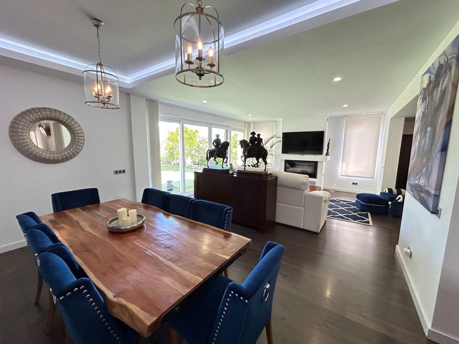 2 bedroom Finca/Country House for sale in Coin with pool - € 1,795,000 (Ref: 8982568)