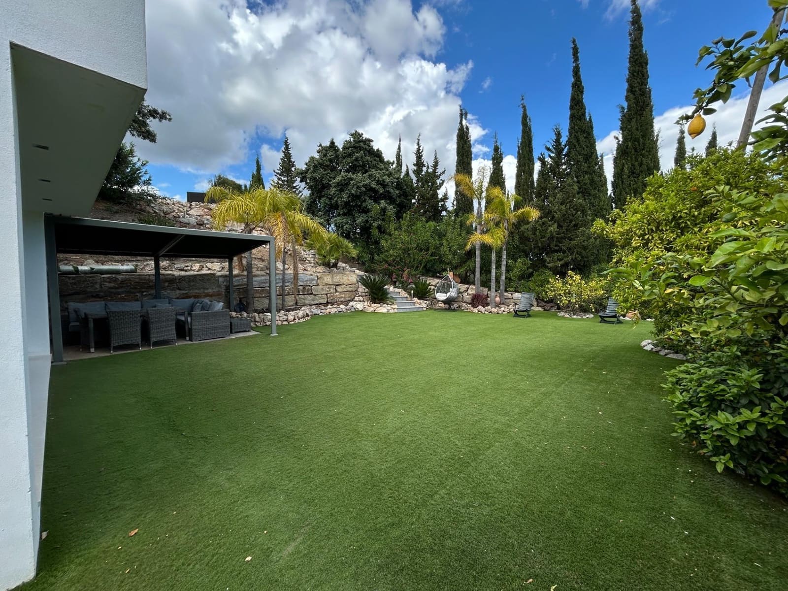 2 bedroom Finca/Country House for sale in Coin with pool - € 1,795,000 (Ref: 8982568)