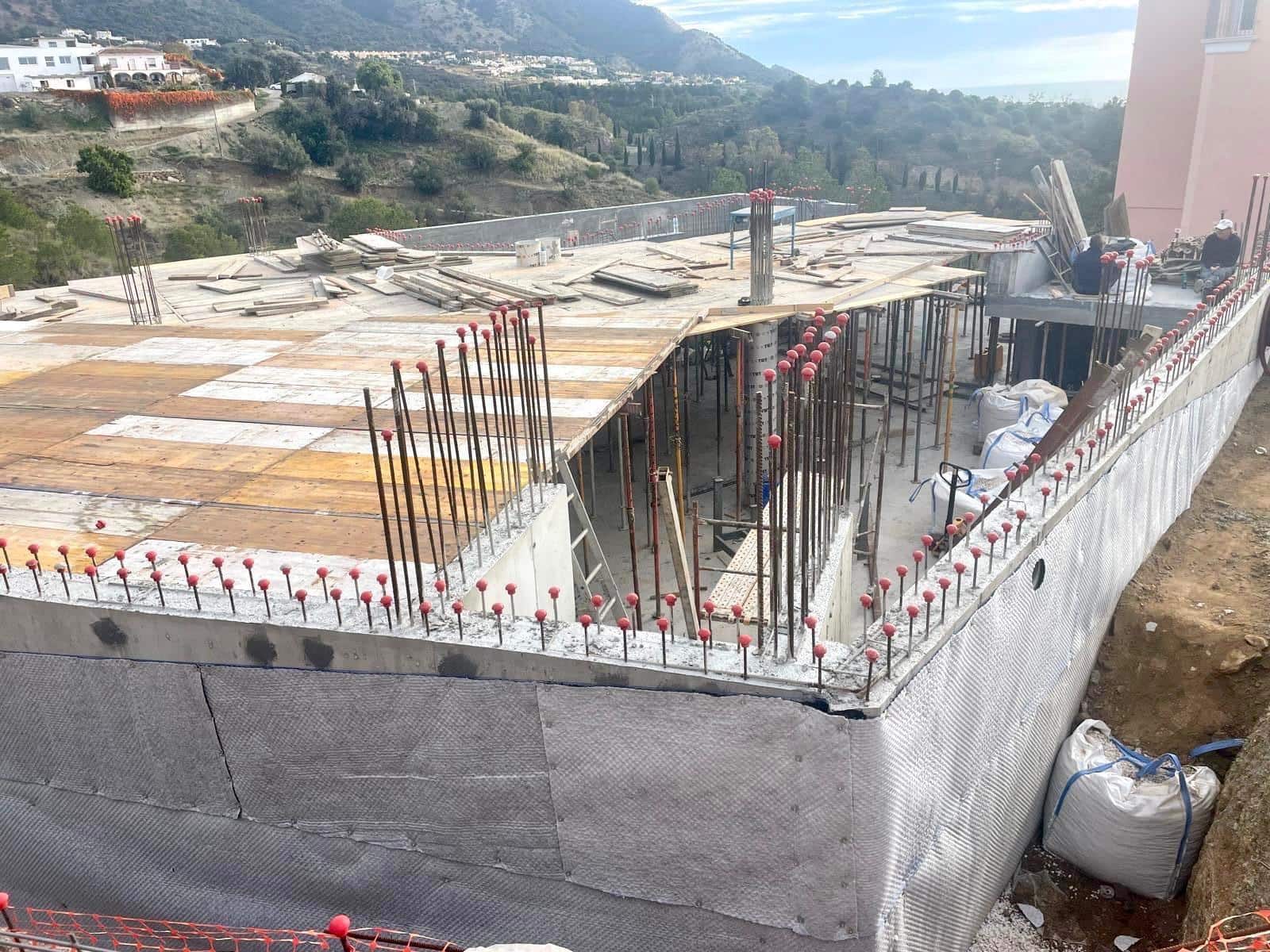 4 makuuhuone Huvila myytävänä paikassa Mijas mukana uima-altaan - 1 850 000 € (Ref: 8982570)