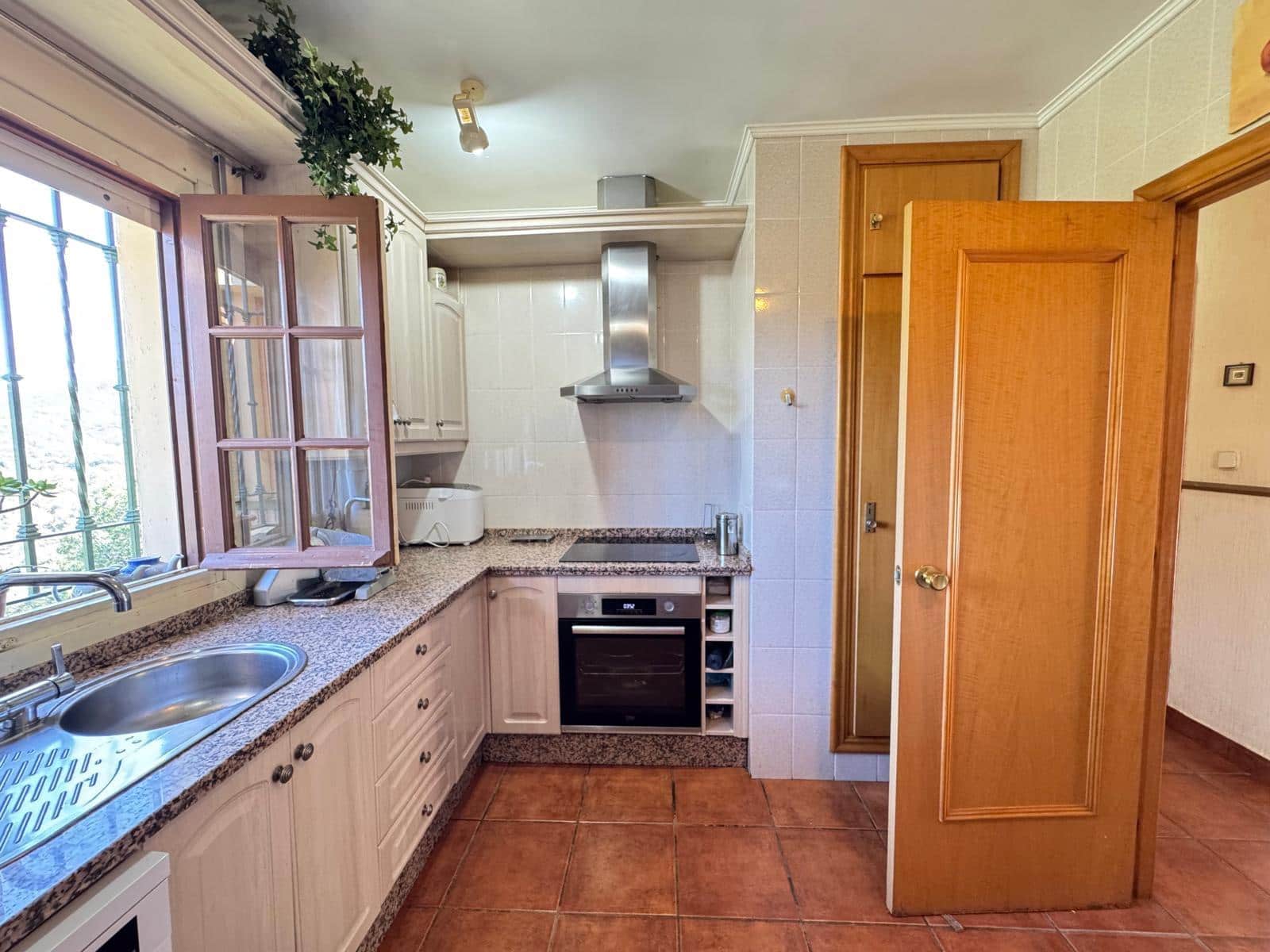 6 soveværelse Villa til salg i Ardales - € 569.000 (Ref: 8999282)