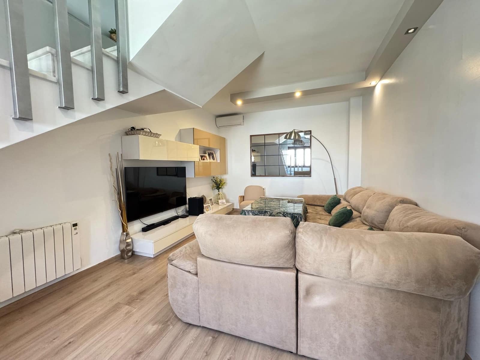 4 soveværelse Villa til salg i Colmenar - € 339.000 (Ref: 8999283)