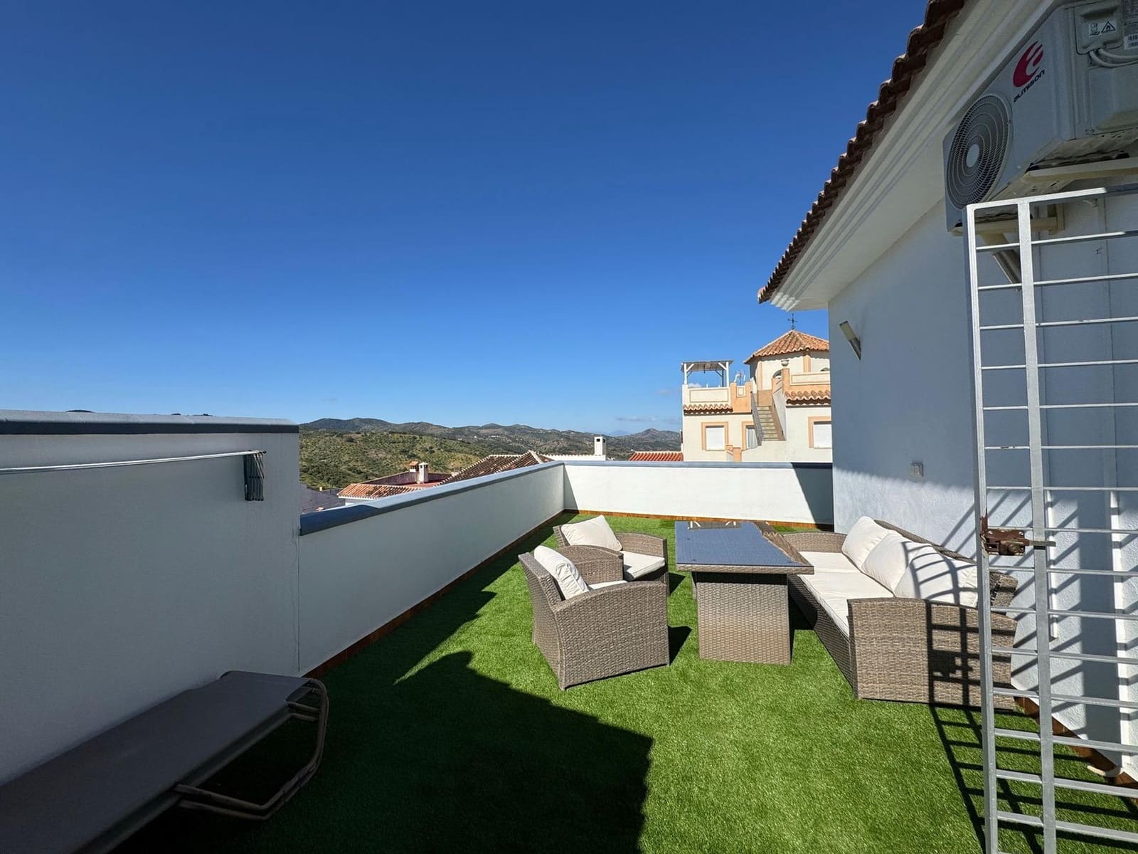 4 soveværelse Villa til salg i Colmenar - € 339.000 (Ref: 8999283)