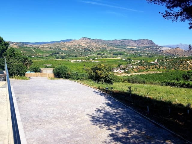 3 slaapkamer Finca/Landhuis te koop in Pizarra met zwembad - € 650.000 (Ref: 9012272)