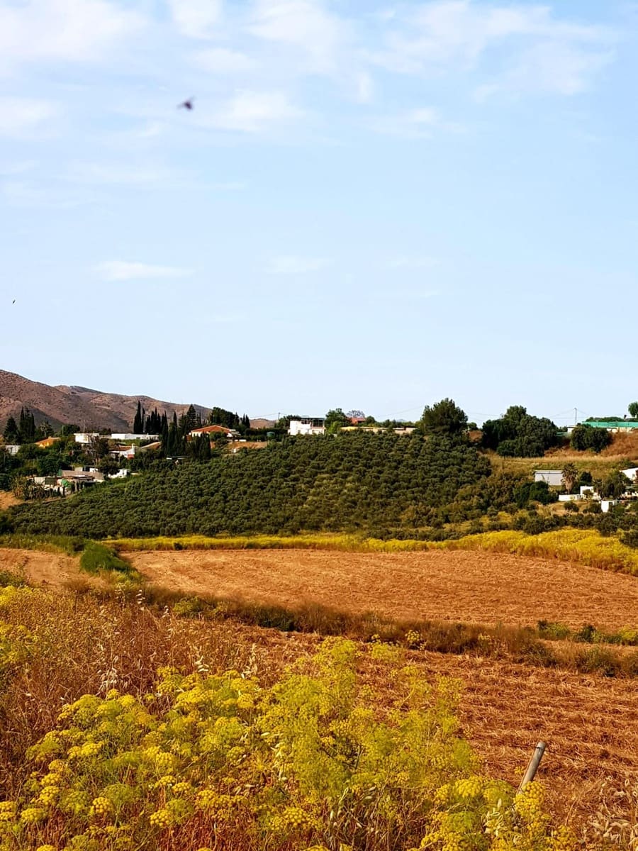 Ubebygd land til salgs i Cartama - € 352 800 (Ref: 9014547)