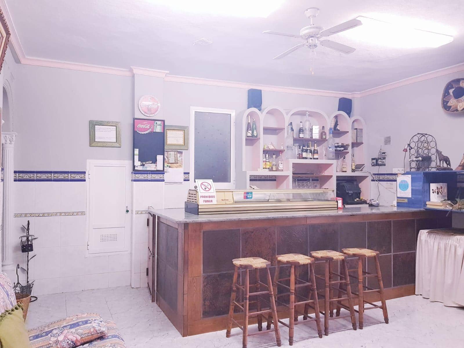 25 soveværelse Hotel til salg i Tolox - € 555.000 (Ref: 9014548)