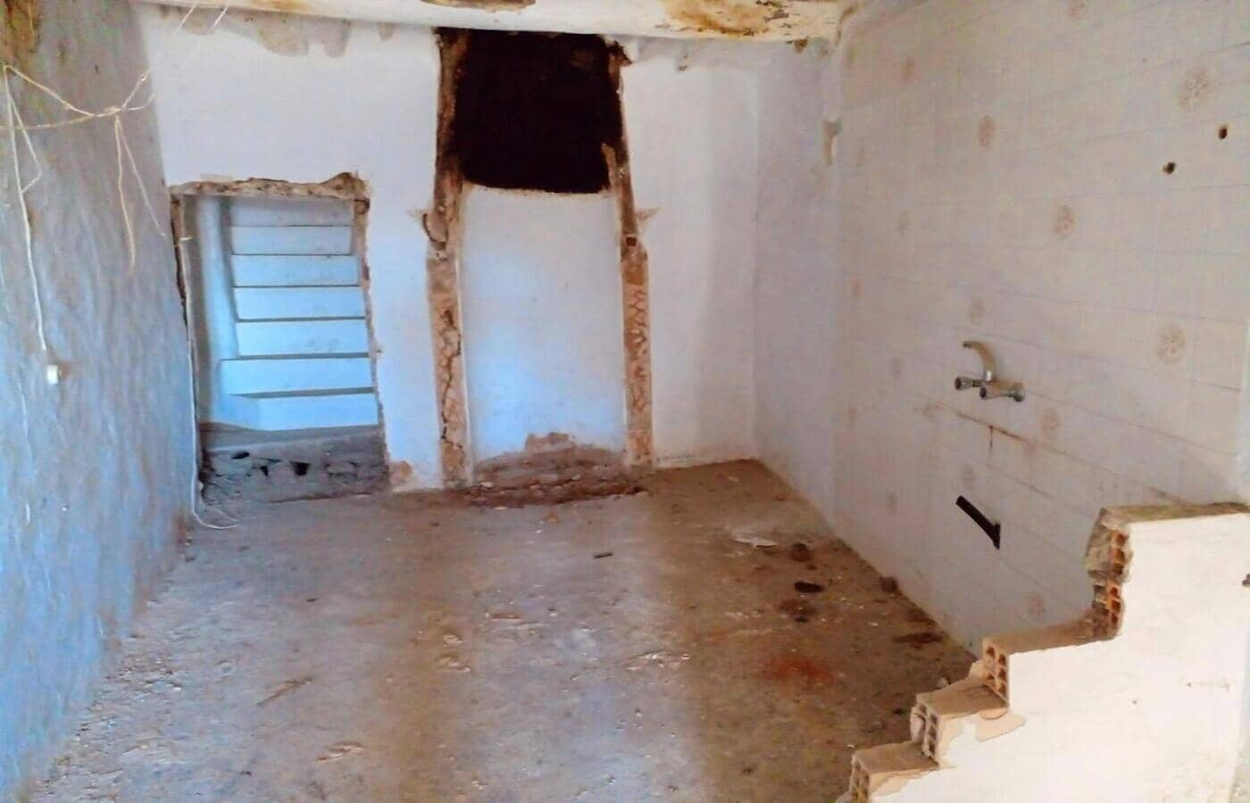 Ruin til salg i Capileira - € 69.899 (Ref: 9036865)