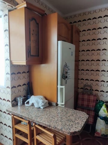 Piso de 4 habitaciones en Málaga ciudad en venta - 280.000 € (Ref: 9051239)