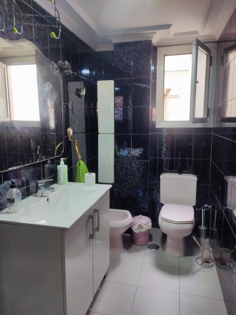 Piso de 4 habitaciones en Málaga ciudad en venta - 280.000 € (Ref: 9051239)