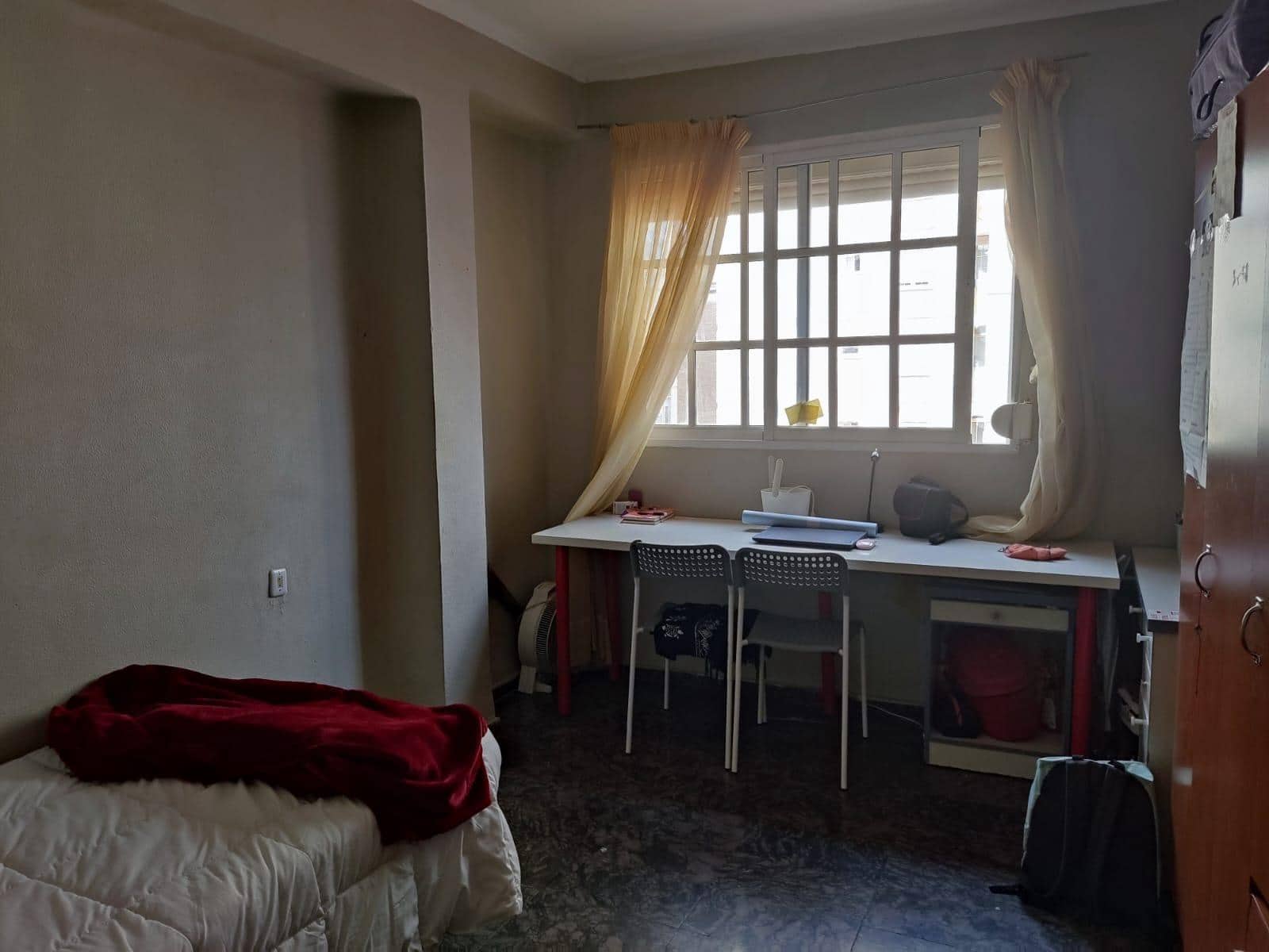 Piso de 4 habitaciones en Málaga ciudad en venta - 280.000 € (Ref: 9051239)