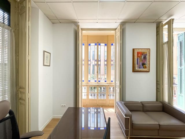 Apartamento de 4 habitaciones en Málaga ciudad en venta - 860.000 € (Ref: 9081729)