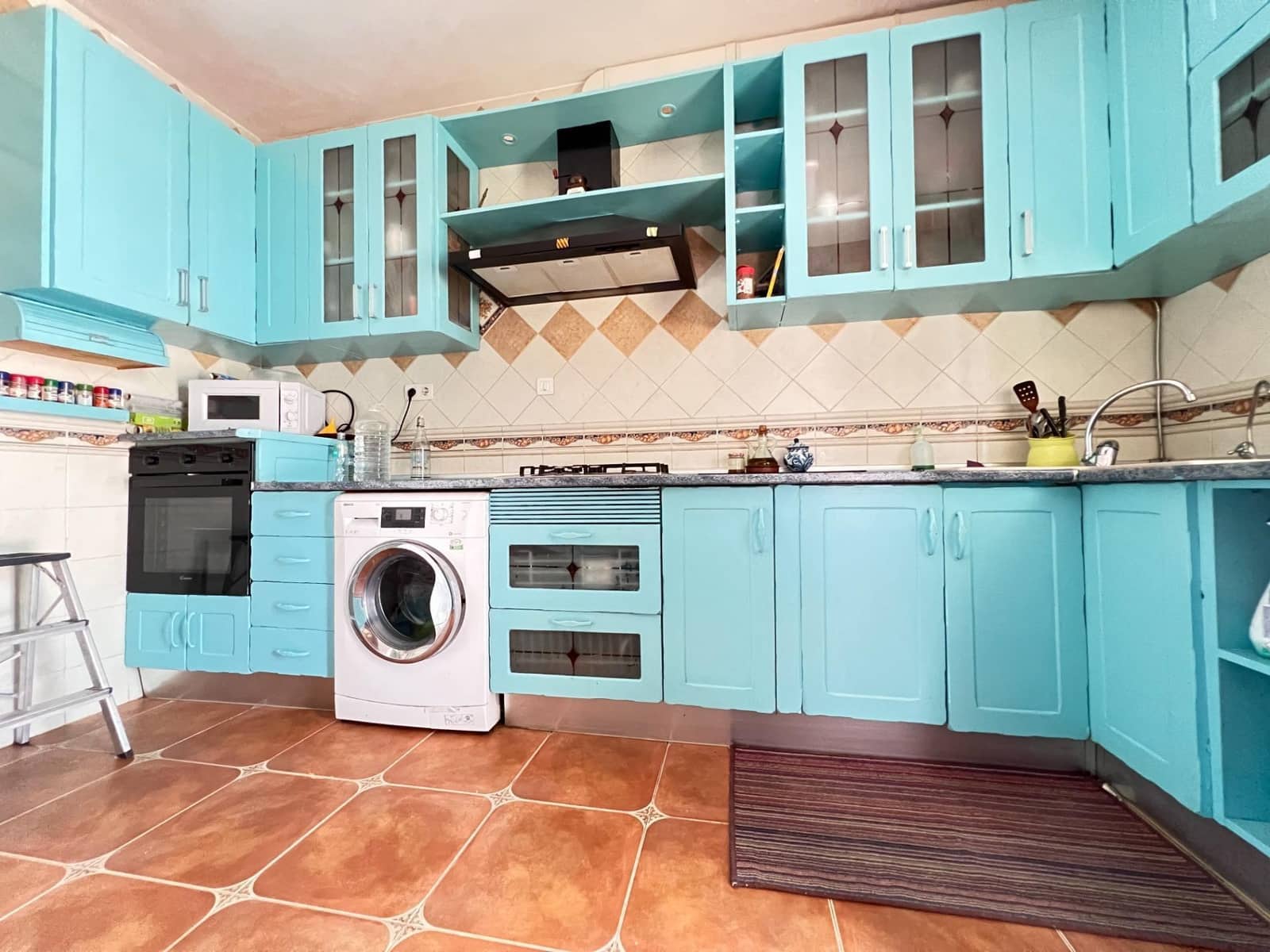 Chalet de 4 habitaciones en Moraleda de Zafayona en venta - 230.000 € (Ref: 9103061)