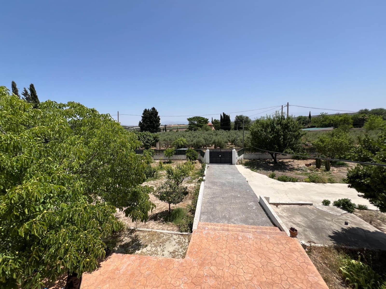 Chalet de 4 habitaciones en Moraleda de Zafayona en venta - 230.000 € (Ref: 9103061)