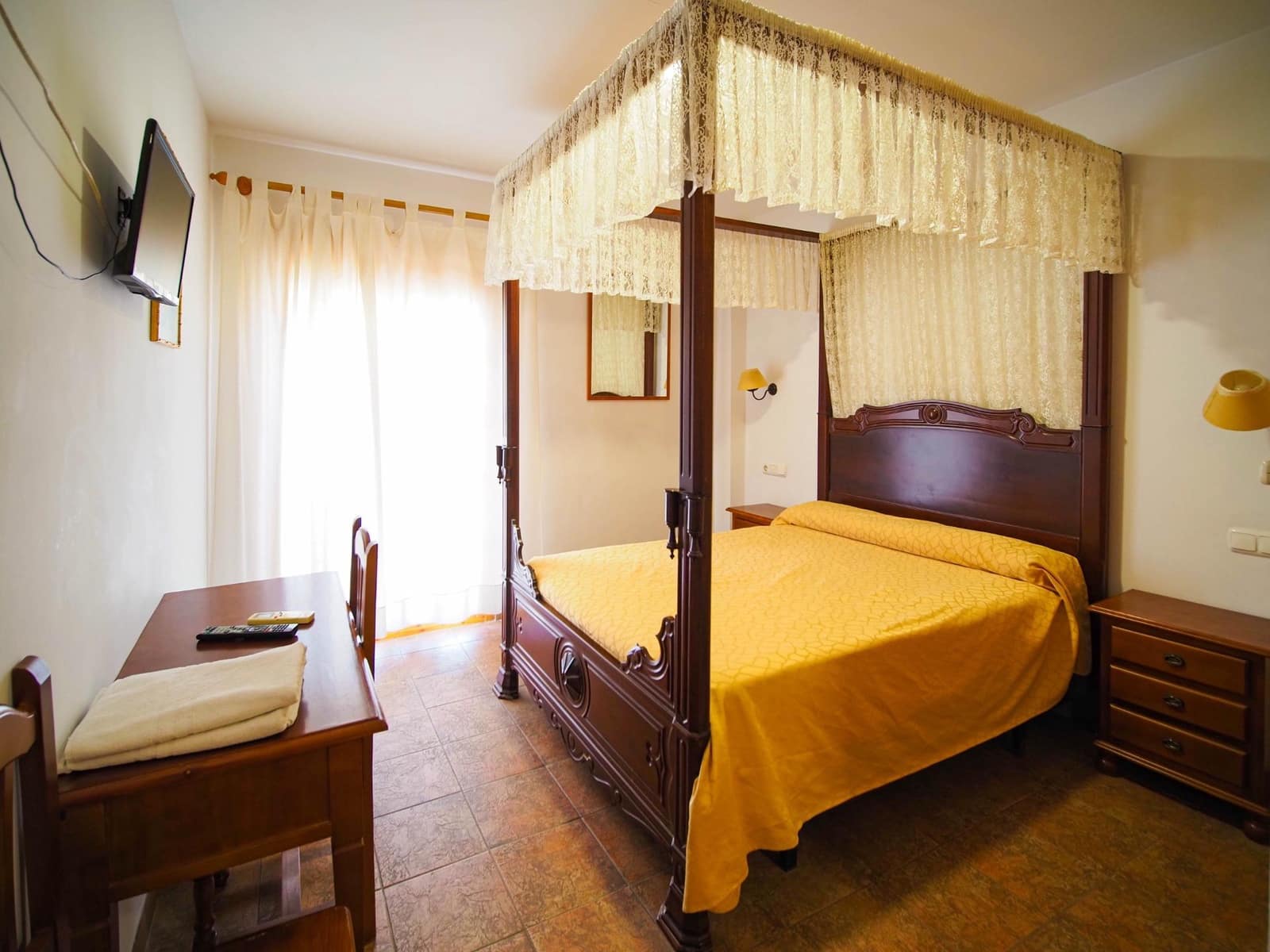 14 soveværelse Hotel til salg i Pizarra - € 730.000 (Ref: 9108916)