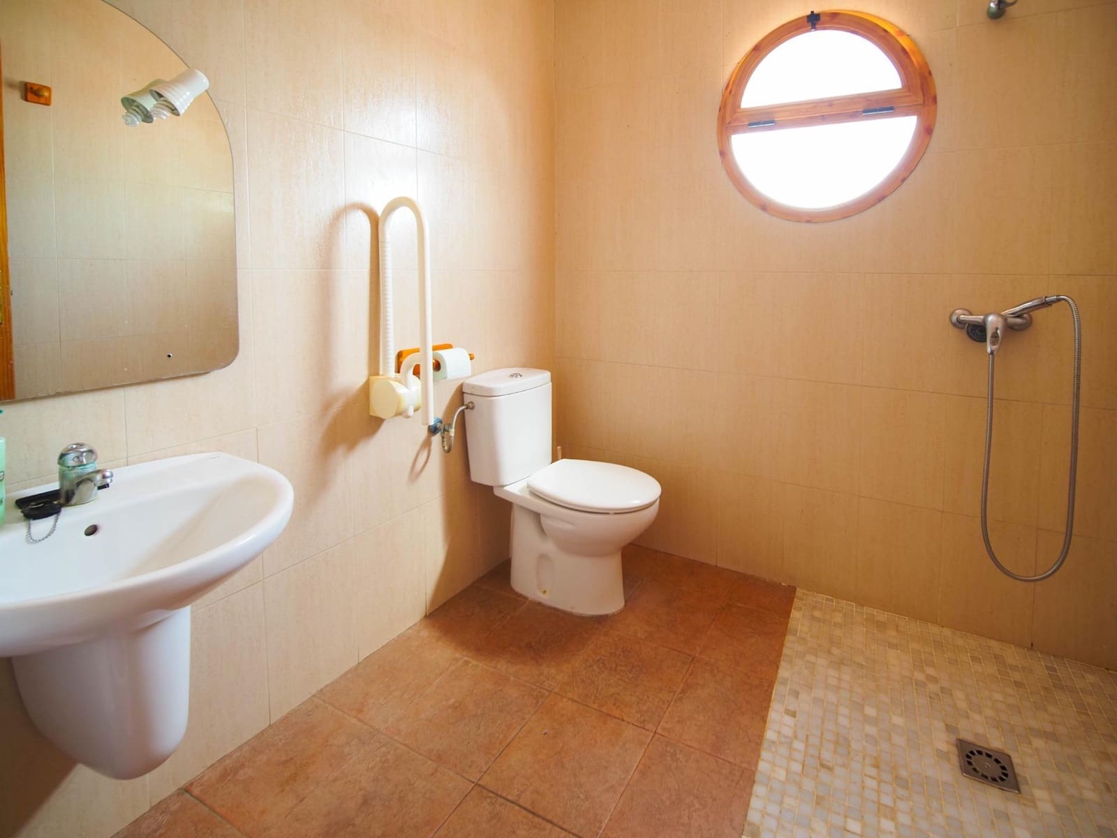 14 soveværelse Hotel til salg i Pizarra - € 730.000 (Ref: 9108916)