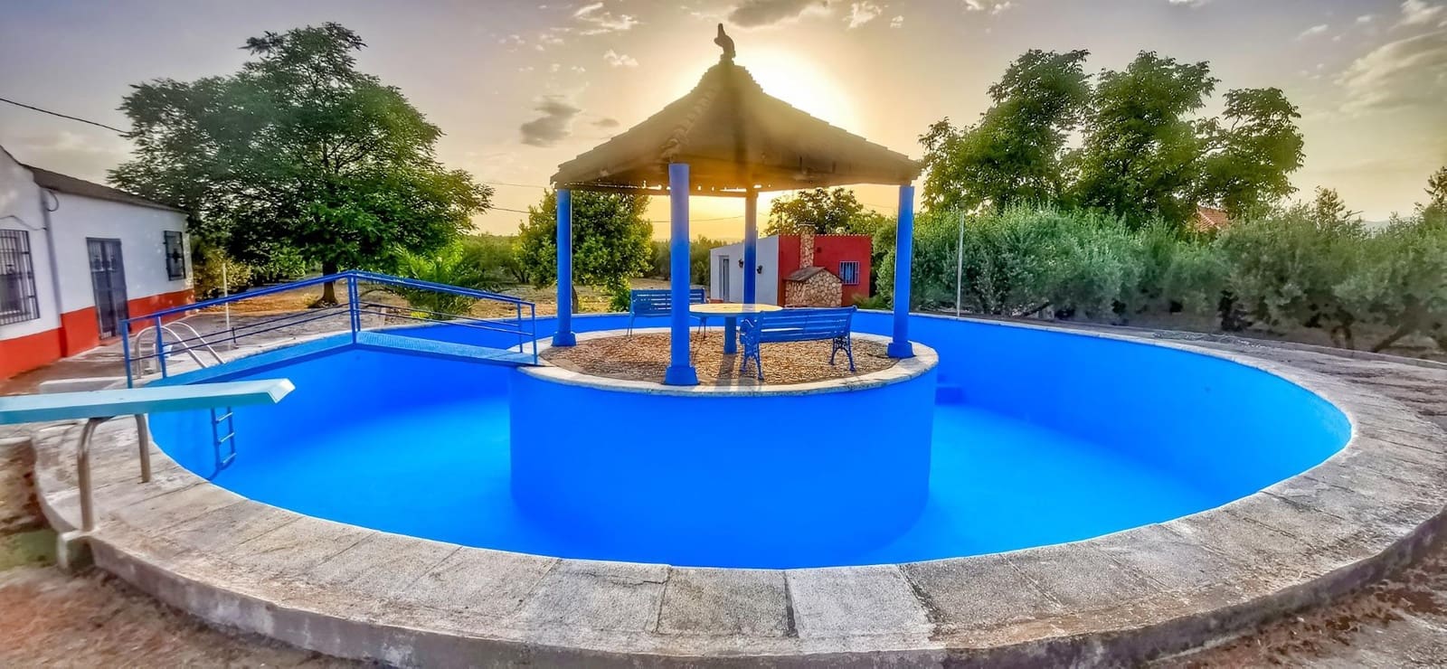 Finca/Casa Rural de 4 habitaciones en Moraleda de Zafayona en venta con piscina - 270.000 € (Ref: 9112530)