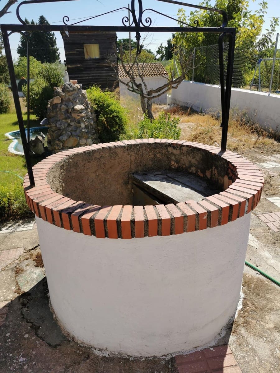 4 bedroom Finca/Country House for sale in Moraleda de Zafayona with pool - € 270,000 (Ref: 9112530)