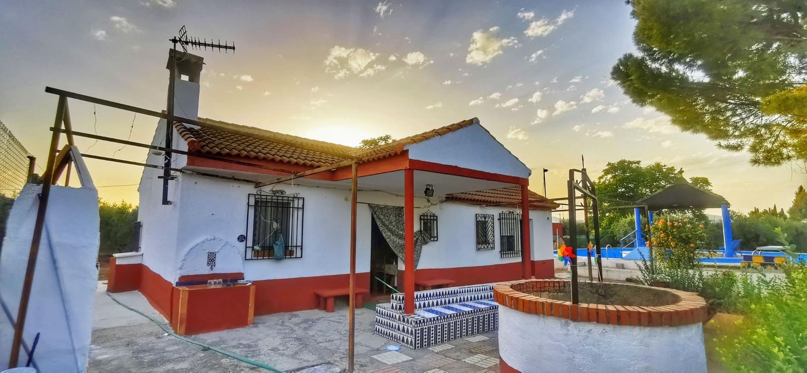 4 bedroom Finca/Country House for sale in Moraleda de Zafayona with pool - € 270,000 (Ref: 9112530)