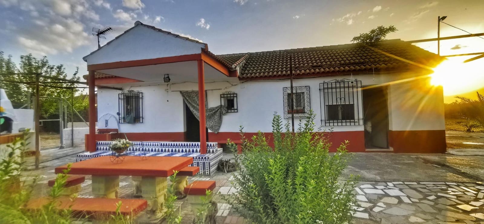 4 bedroom Finca/Country House for sale in Moraleda de Zafayona with pool - € 270,000 (Ref: 9112530)