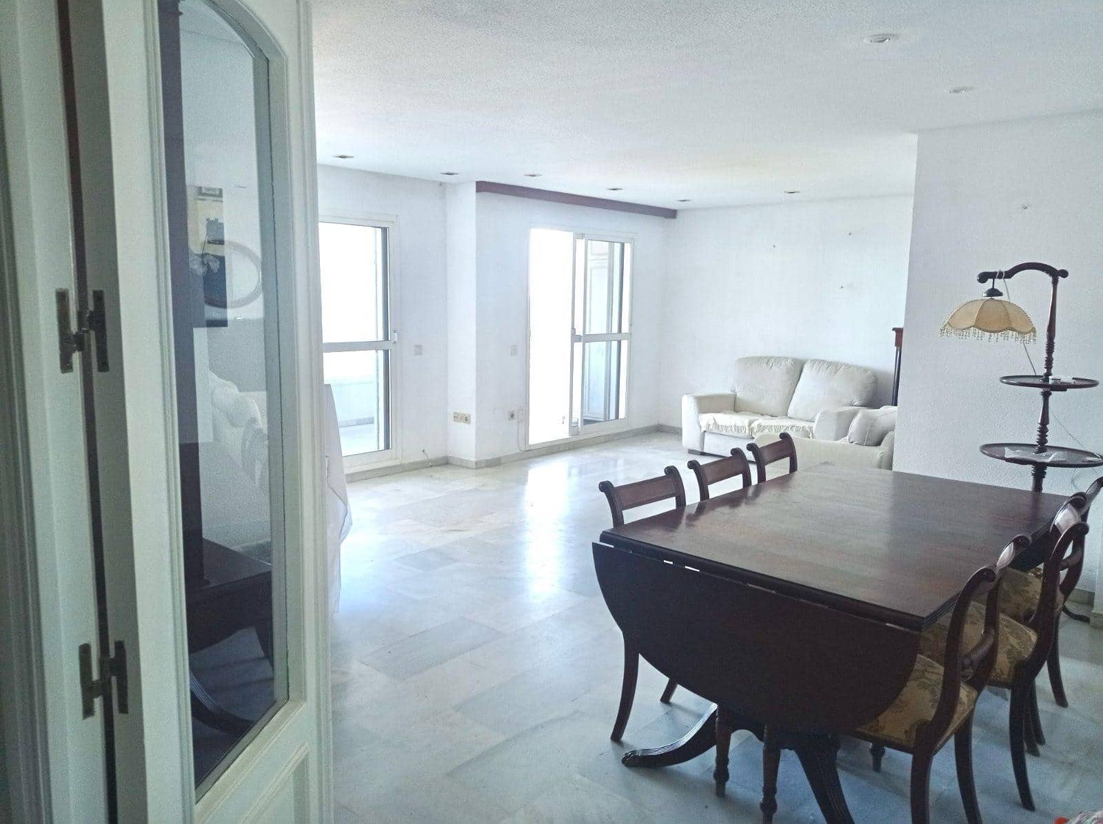 3 soveværelse Penthouse til salg i Malaga by med swimmingpool garage - € 890.000 (Ref: 9114316)