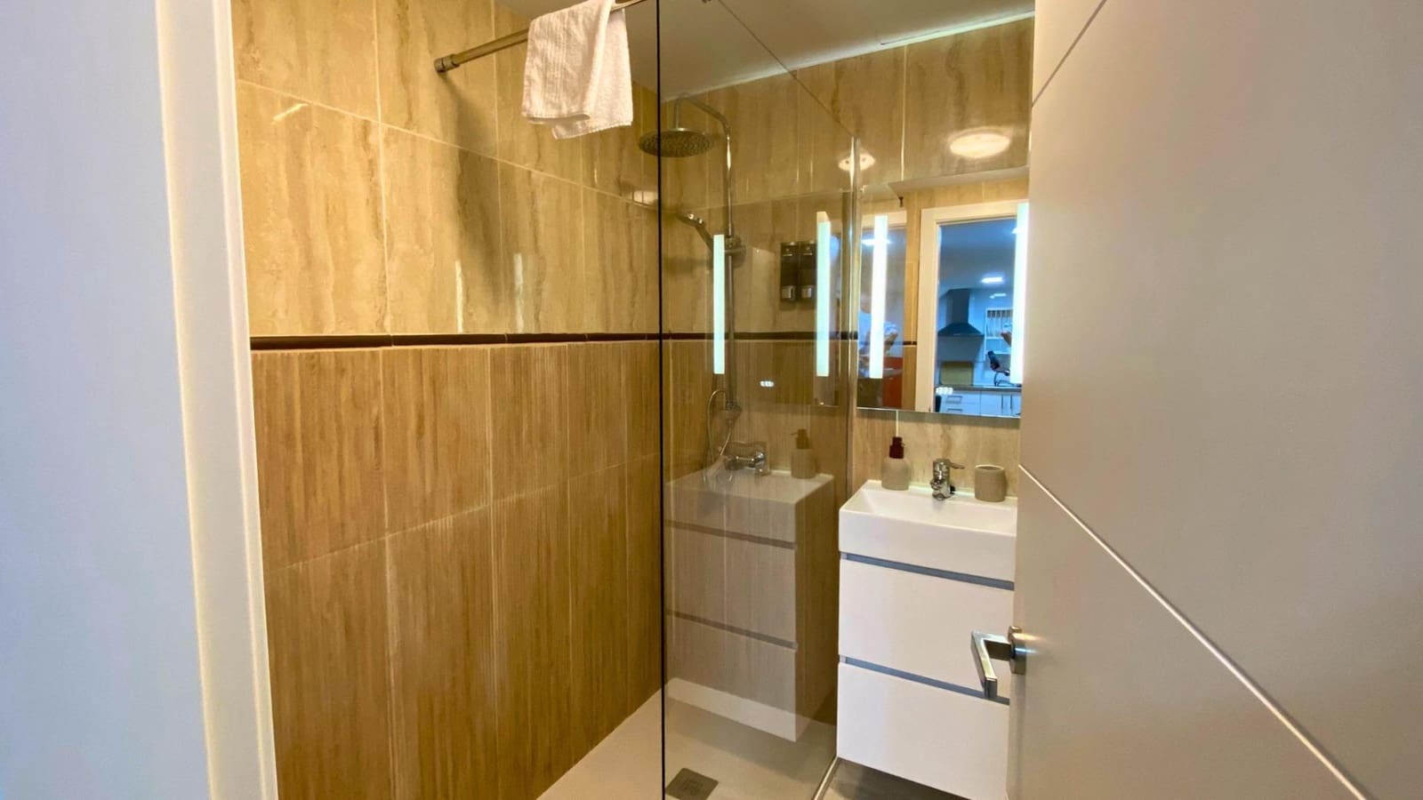 Studio na sprzedaż w Miasto Malaga - 200 000 € (Ref: 9114317)