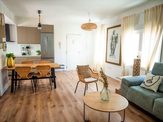 2 soveværelse Lejlighed til salg i Málaga by - € 400.000 (Ref: 9128526)