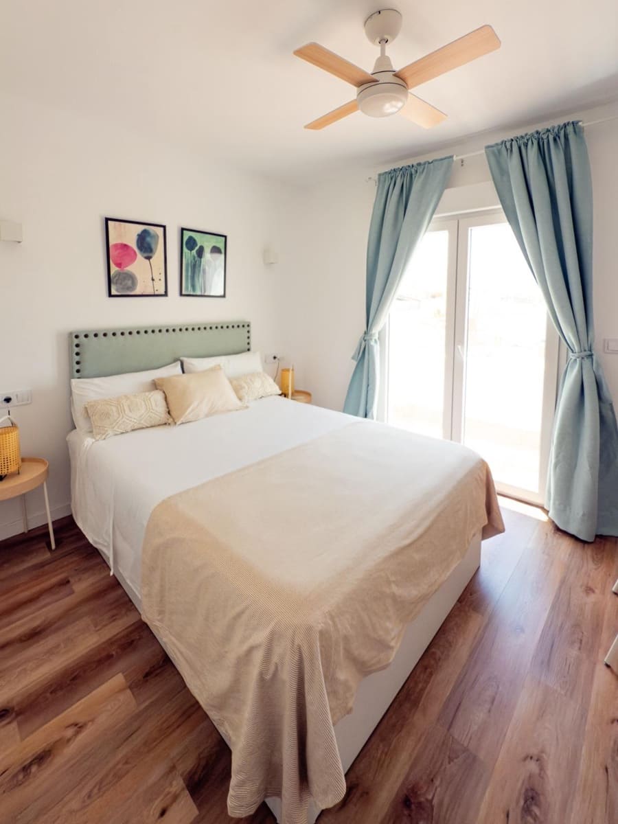 2 soveværelse Lejlighed til salg i Malaga by - € 400.000 (Ref: 9128526)