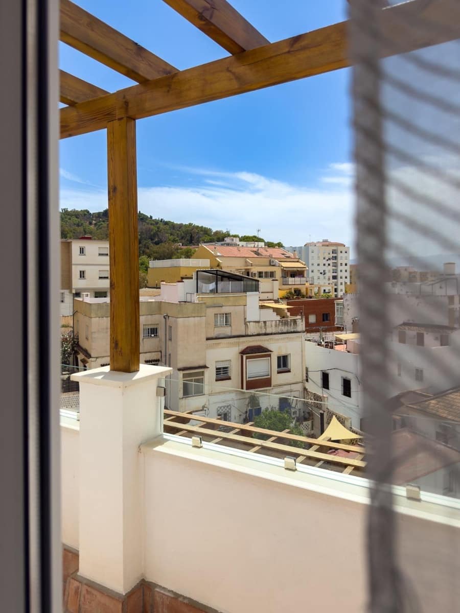 2 soveværelse Lejlighed til salg i Malaga by - € 400.000 (Ref: 9128526)