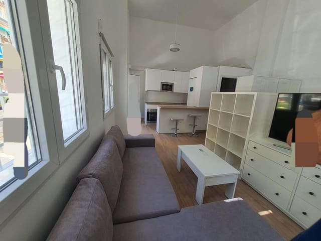 Studio til leje i Capuchinos, Málaga by - € 990 (Ref: 9134643)
