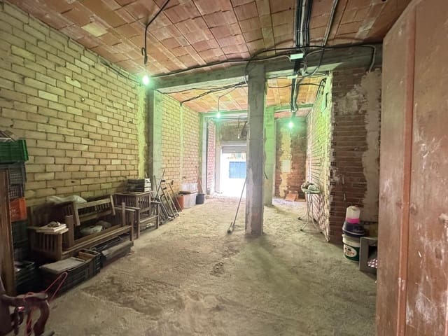 Komercyjne na sprzedaż w Vélez-Málaga - 88 000 € (Ref: 9145714)