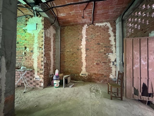 Komercyjne na sprzedaż w Vélez-Málaga - 88 000 € (Ref: 9145714)