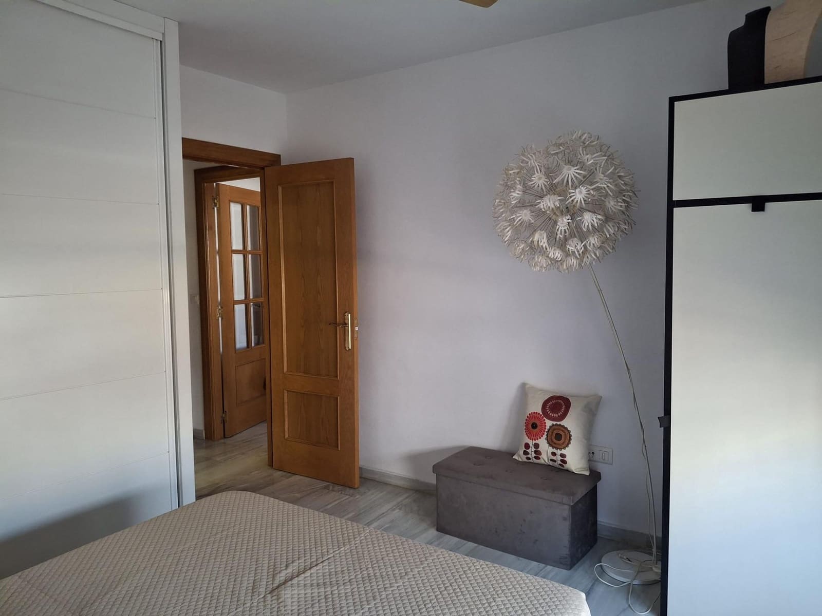 1 bedroom Flat for rent in Malaga city with garage - € 1,000 (Ref: 9163970)