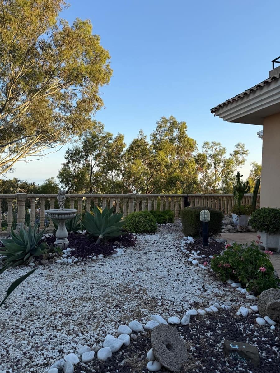 5 soveværelse Villa til salg i Malaga by med swimmingpool garage - € 1.868.500 (Ref: 9165953)