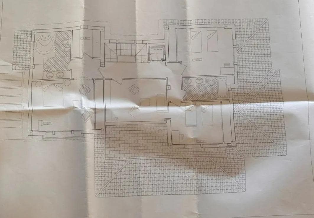 5 soveværelse Villa til salg i Malaga by med swimmingpool garage - € 1.868.500 (Ref: 9165953)