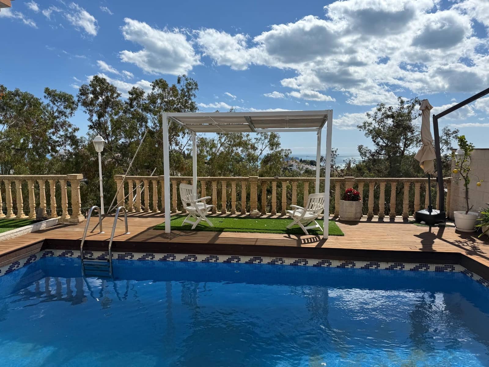 5 soveværelse Villa til salg i Malaga by med swimmingpool garage - € 1.868.500 (Ref: 9165953)