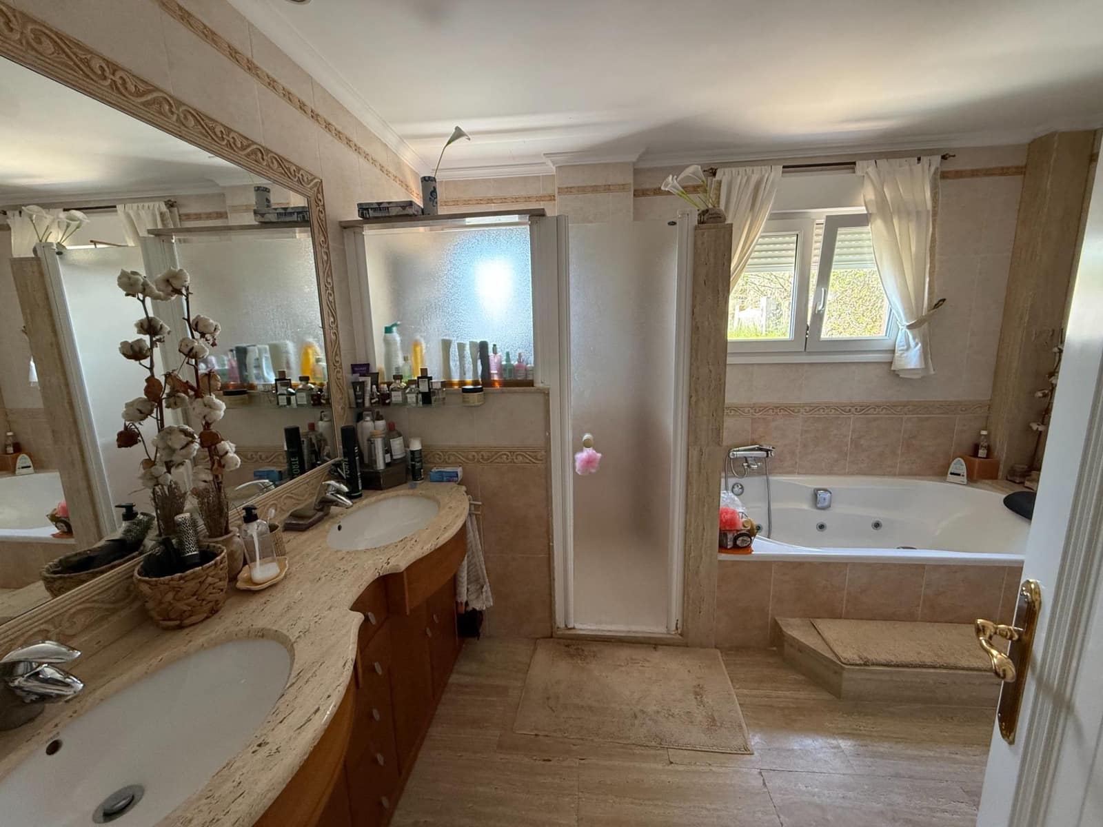 5 soveværelse Villa til salg i Malaga by med swimmingpool garage - € 1.868.500 (Ref: 9165953)