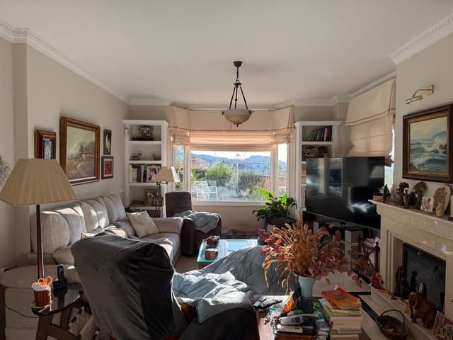 5 soveværelse Villa til salg i Málaga by med swimmingpool garage - € 1.868.500 (Ref: 9165953)