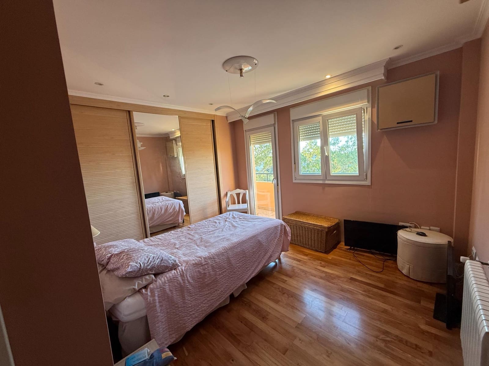 5 soveværelse Villa til salg i Malaga by med swimmingpool garage - € 1.868.500 (Ref: 9165953)