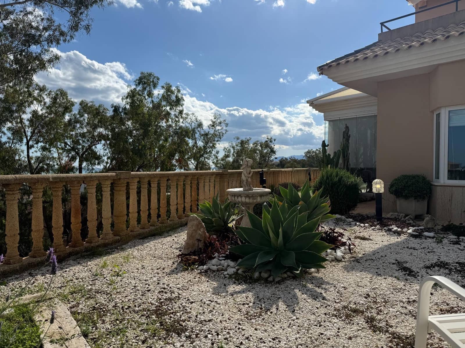 5 soveværelse Villa til salg i Malaga by med swimmingpool garage - € 1.868.500 (Ref: 9165953)