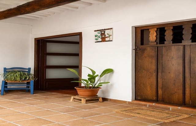 4 soveværelse Byhus til salg i Capileira - € 170.000 (Ref: 9191297)